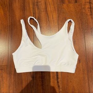 Alo yoga peak sports bra M
